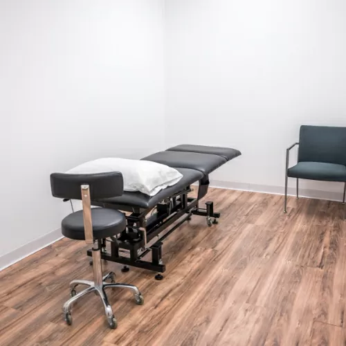 Gallery-treatment-room-impact-physical-therapy-east-windsor-nj
